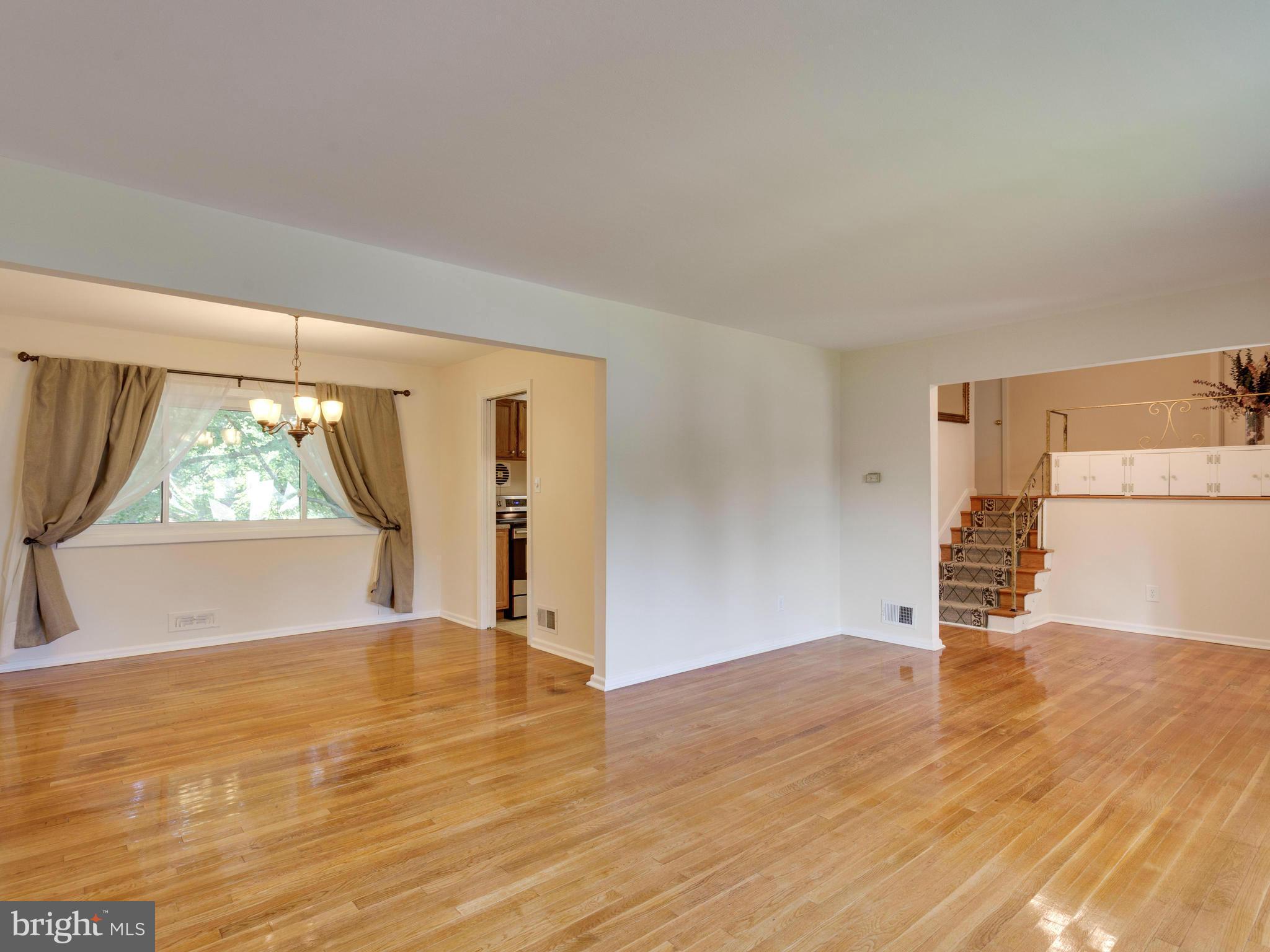 BURGUNDY FARM - Residential