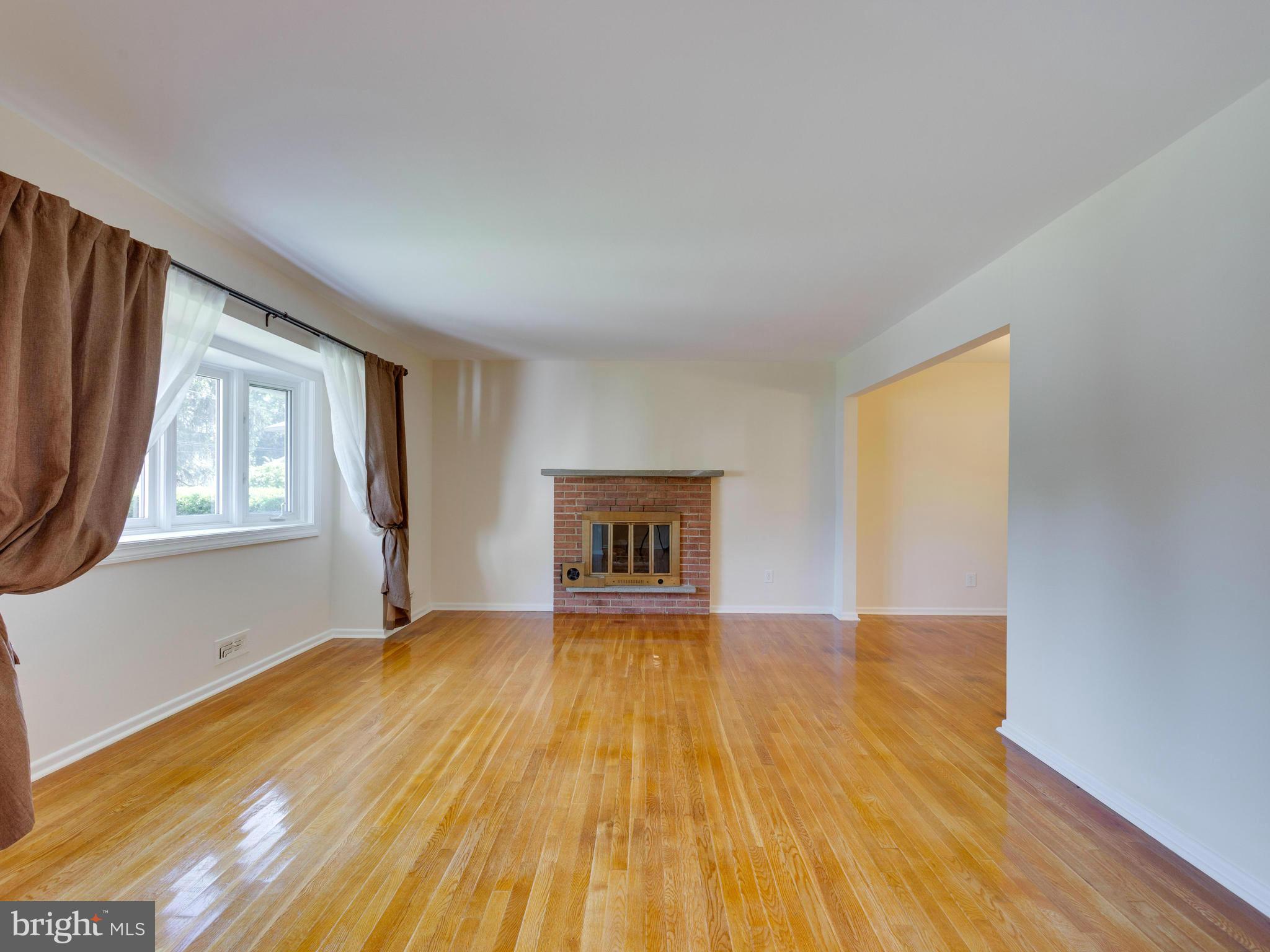 BURGUNDY FARM - Residential