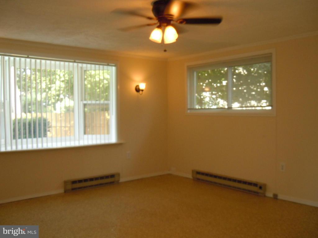 BURGUNDY FARM - Residential