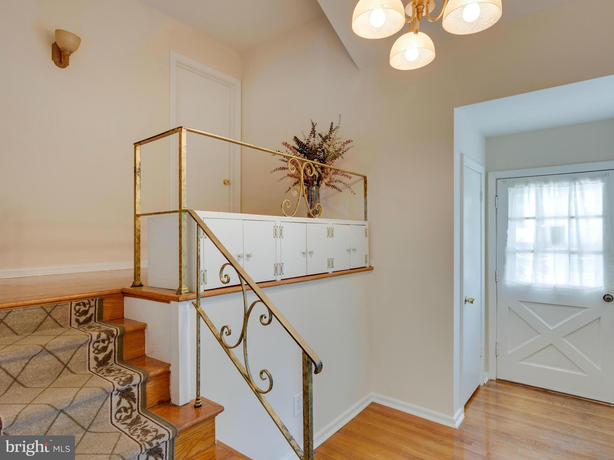 BURGUNDY FARM - Residential