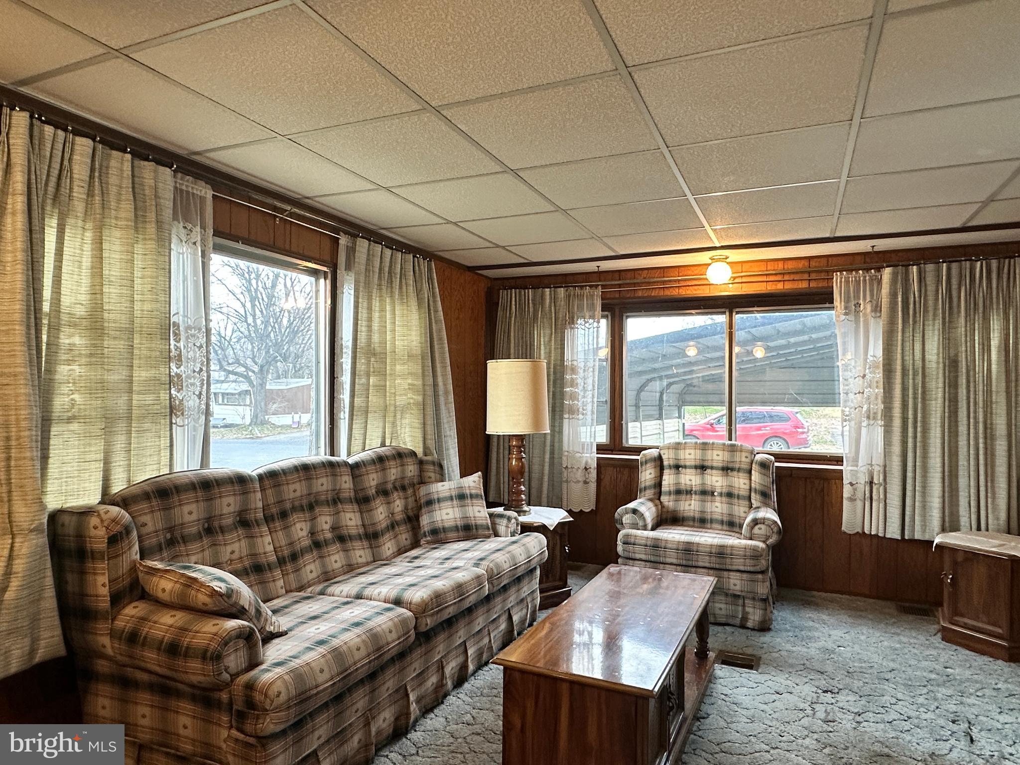 32 SHIPPENSBURG MOBILE EST