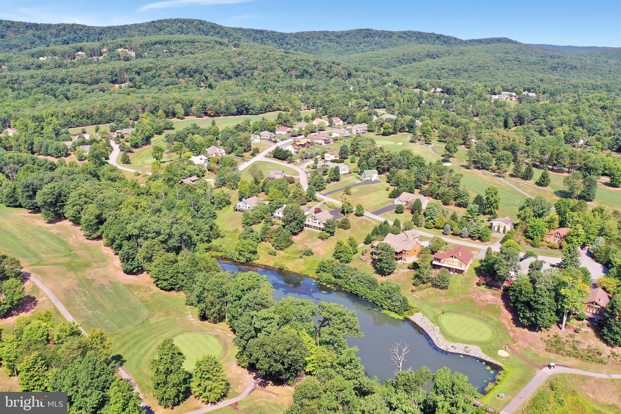 THE WOODS - Residential