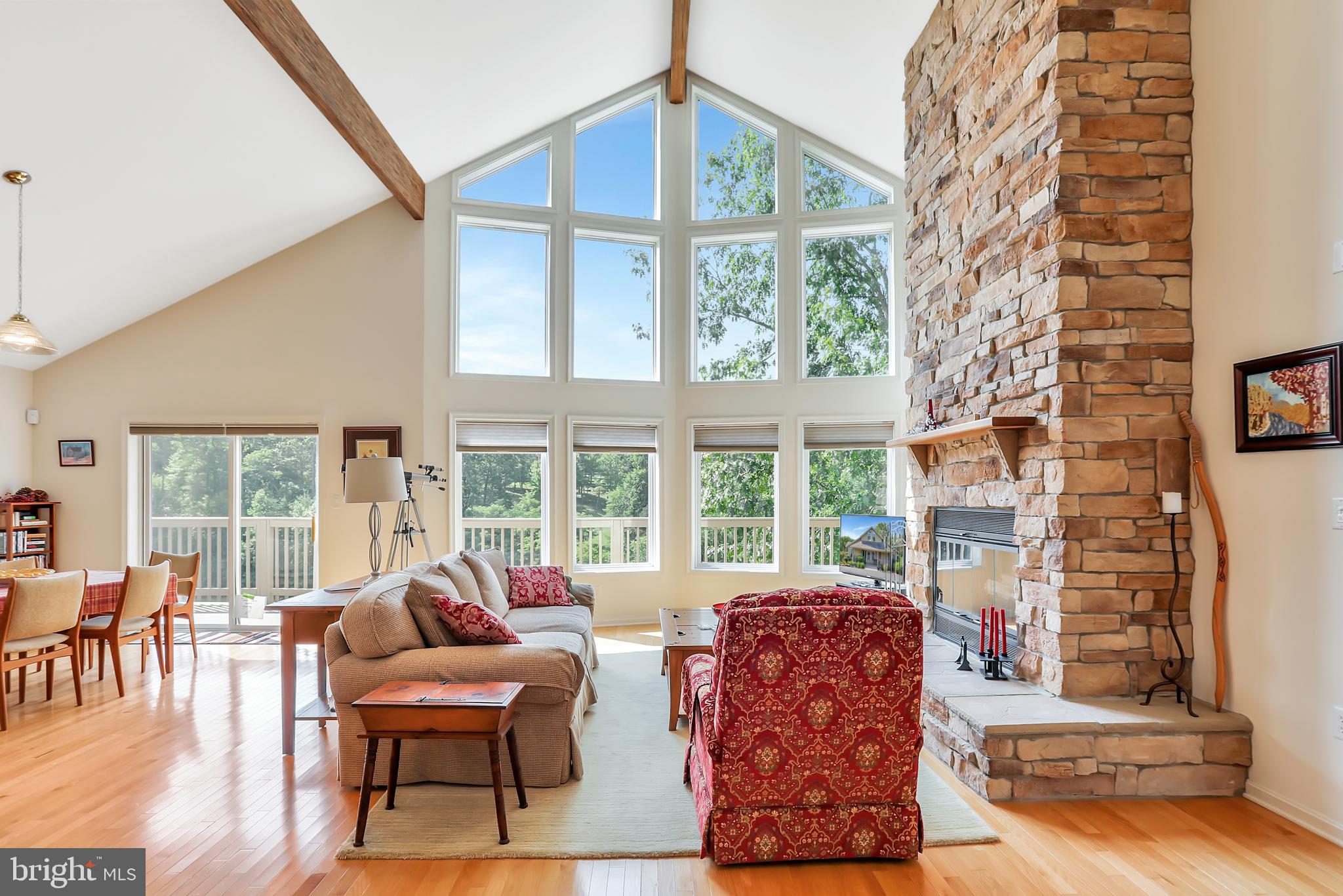 THE WOODS - Residential