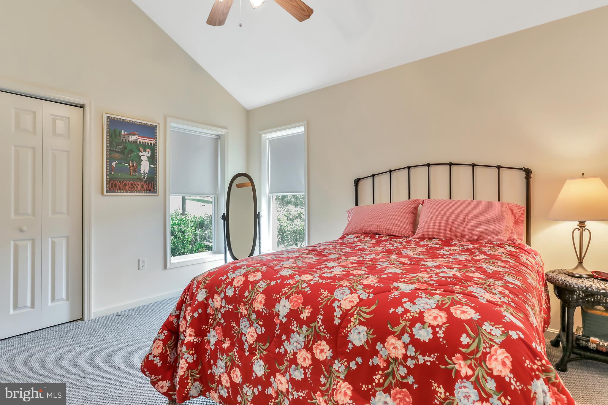 THE WOODS - Residential