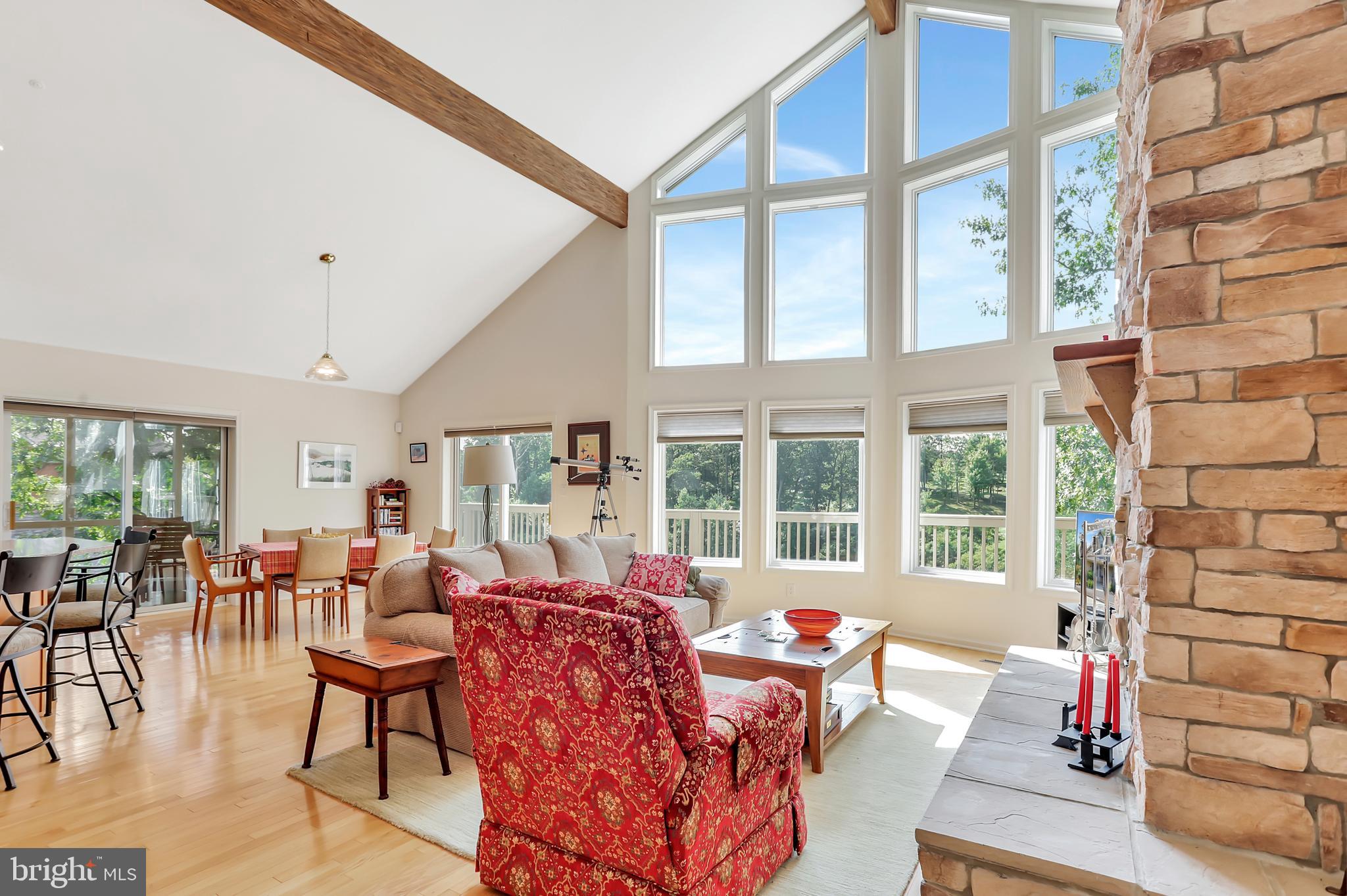 THE WOODS - Residential