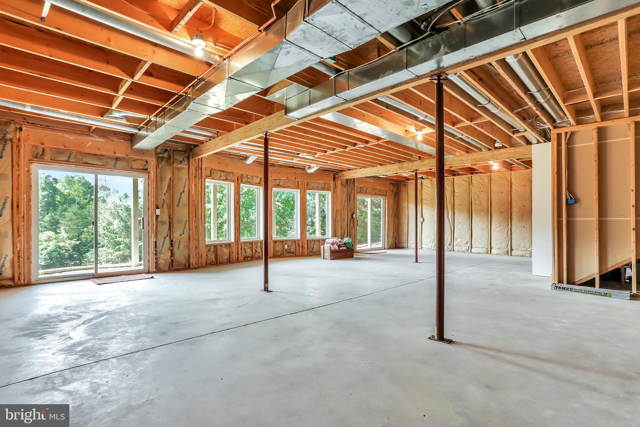 THE WOODS - Residential