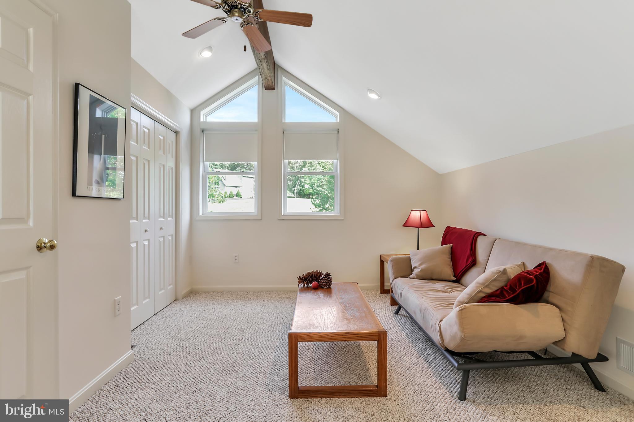 THE WOODS - Residential