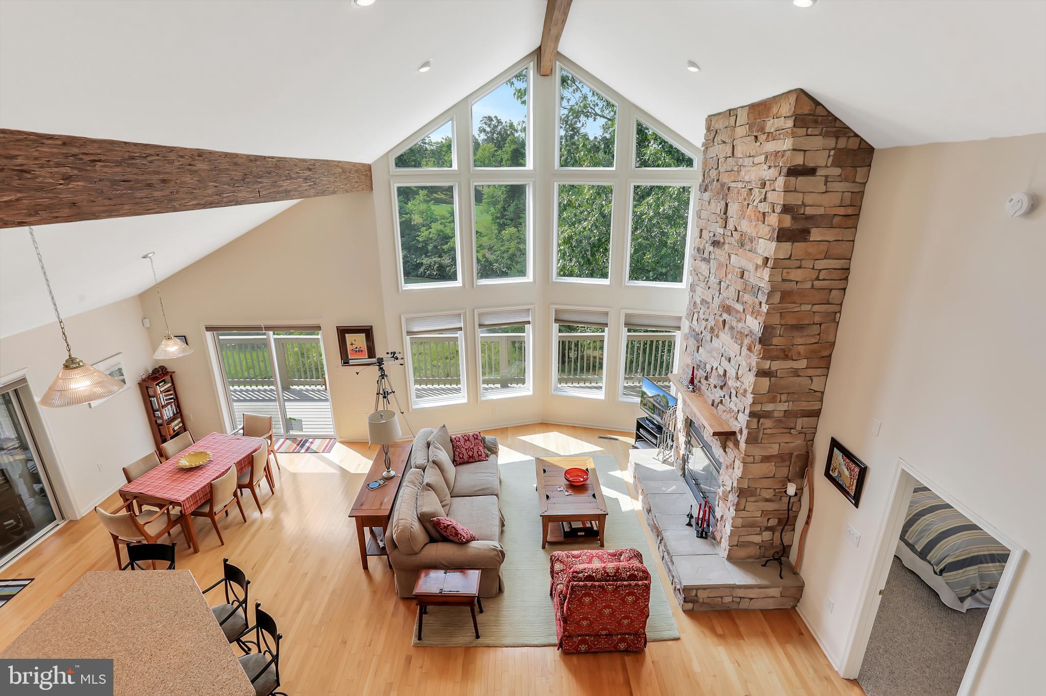 THE WOODS - Residential