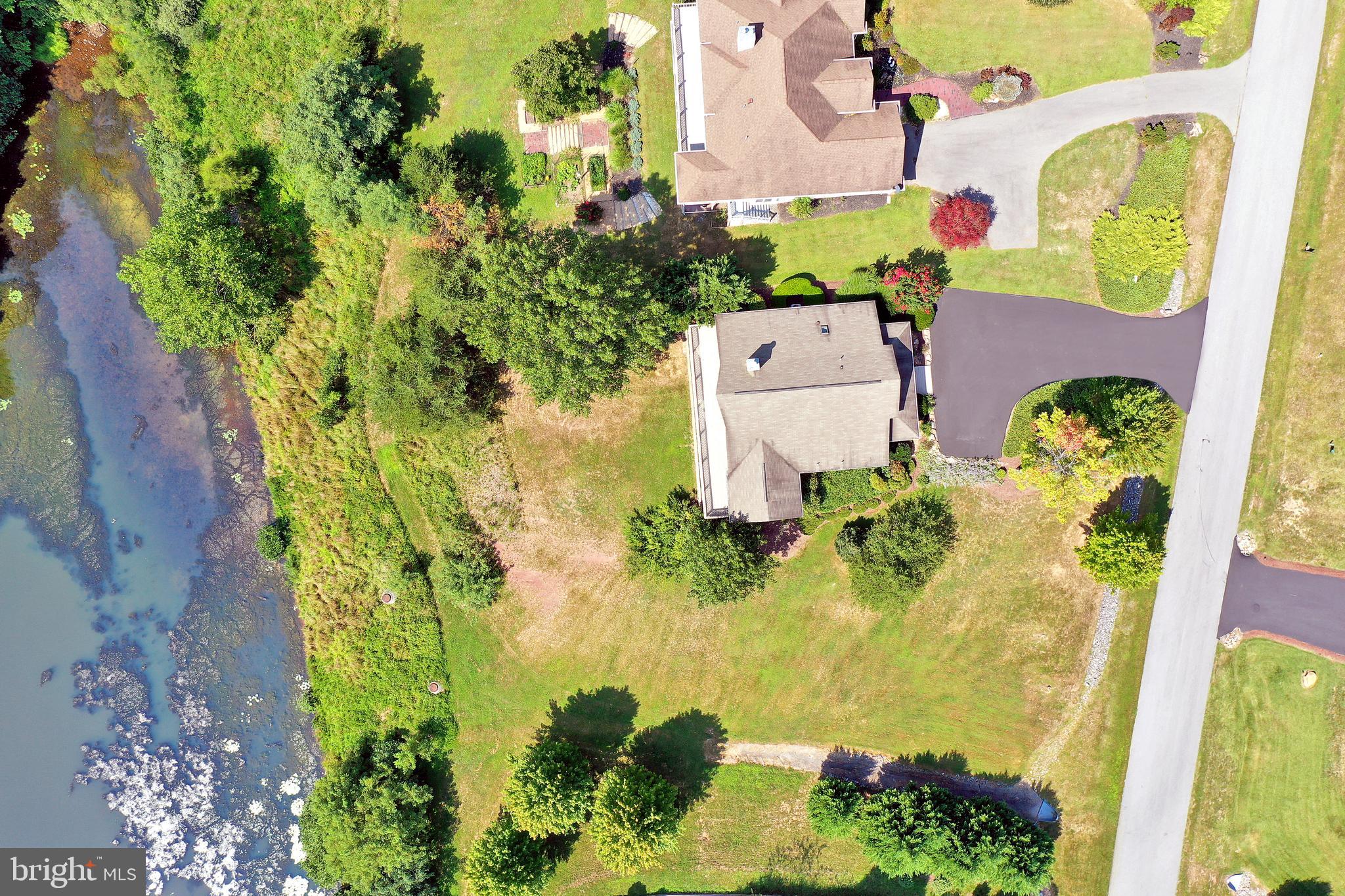 THE WOODS - Residential