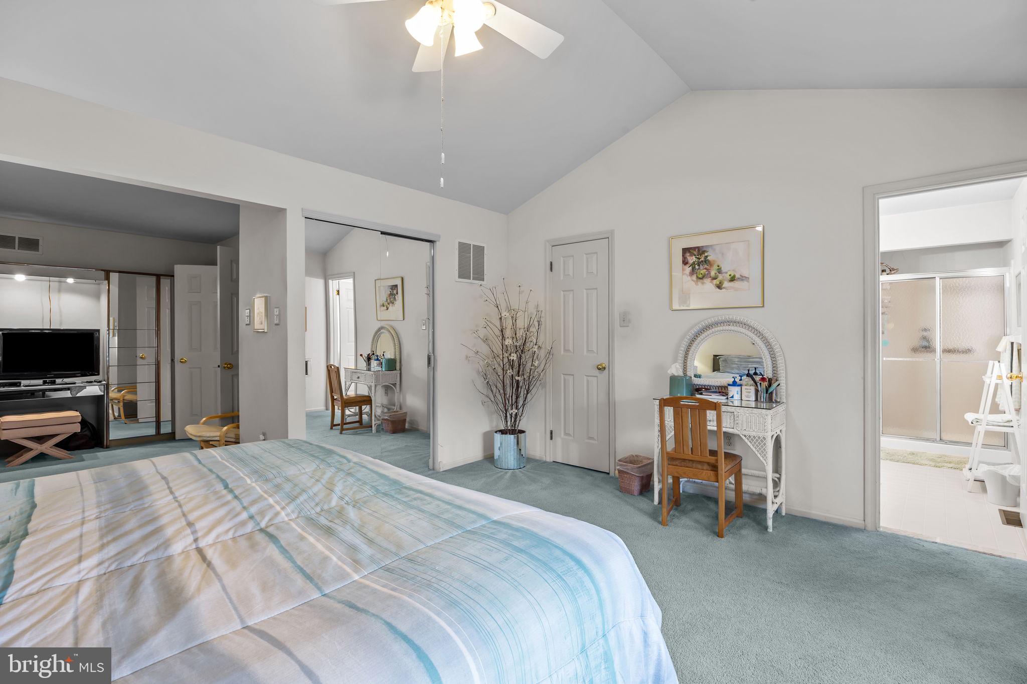 MONTGOMERY GREENE - Residential