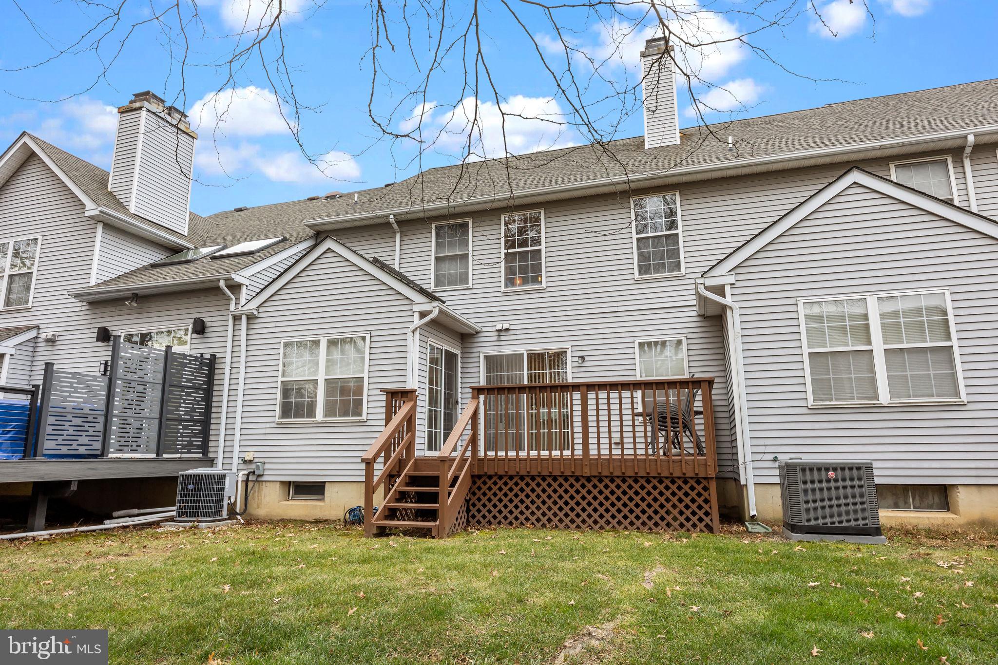 MONTGOMERY GREENE - Residential