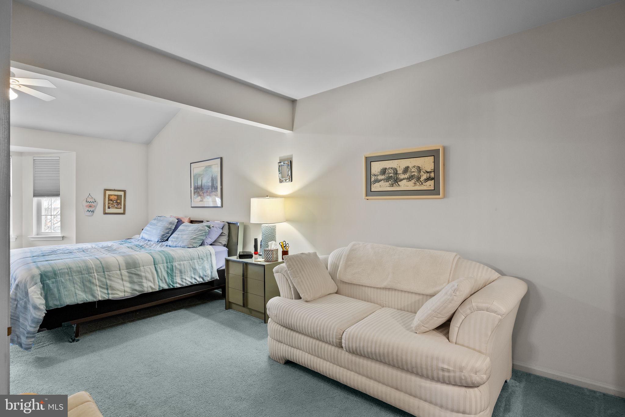 MONTGOMERY GREENE - Residential