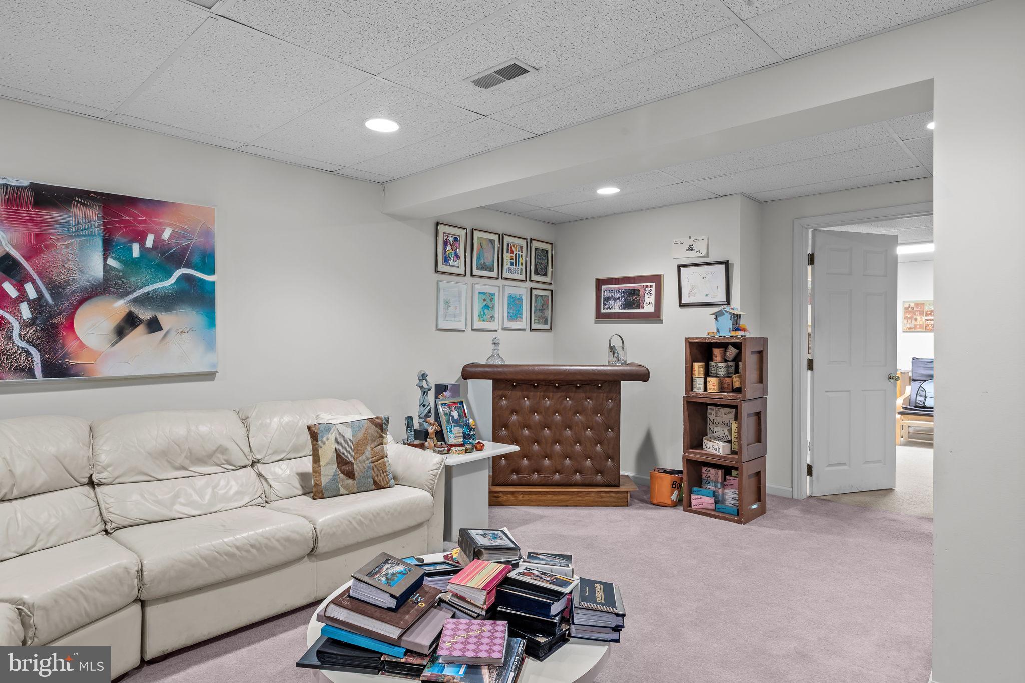 MONTGOMERY GREENE - Residential