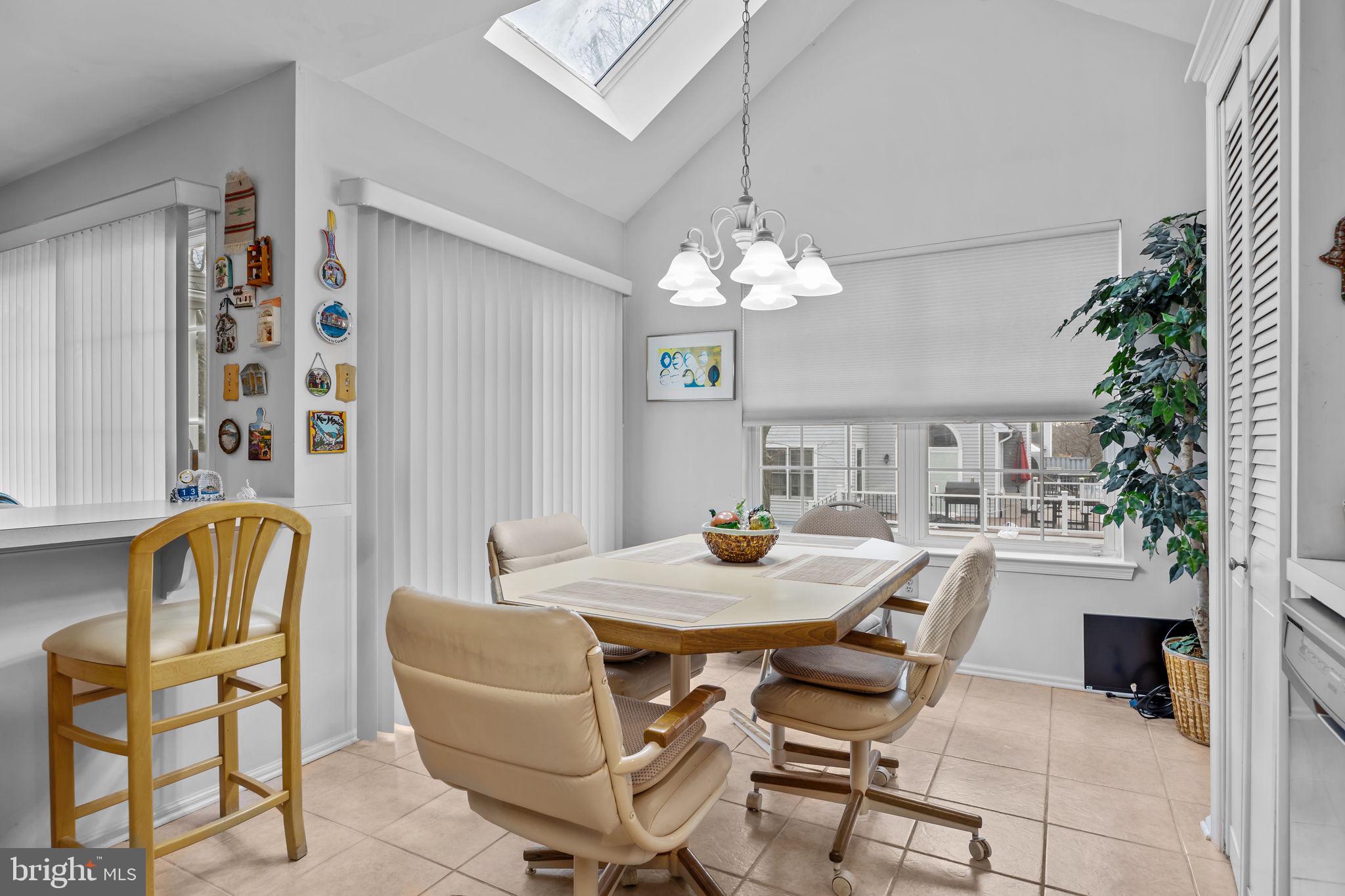 MONTGOMERY GREENE - Residential