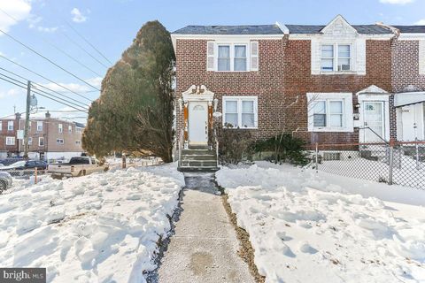 Townhouse For Sale - 1300 Wycombe Avenue<br/> DARBY, PA 19023