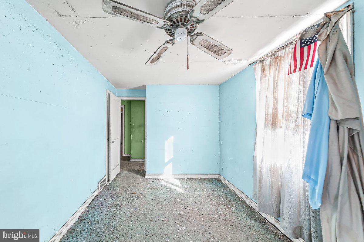 LANSDOWNE PARK - Residential