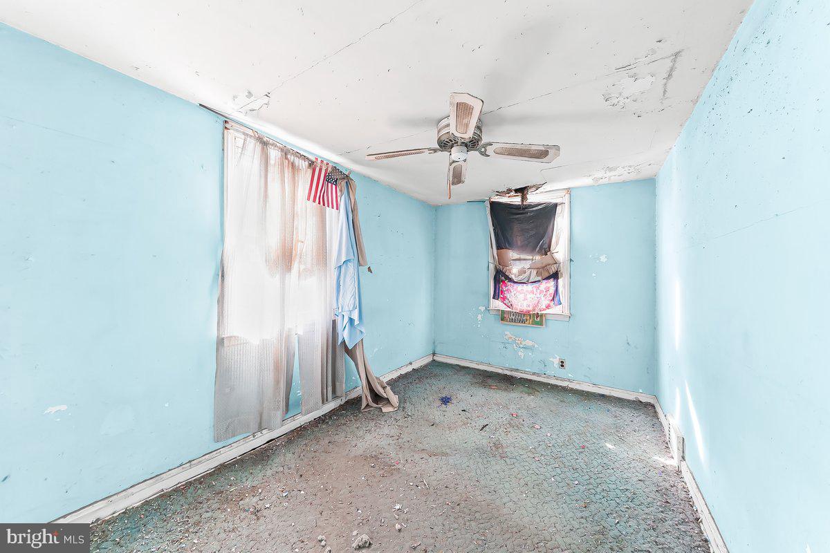 LANSDOWNE PARK - Residential