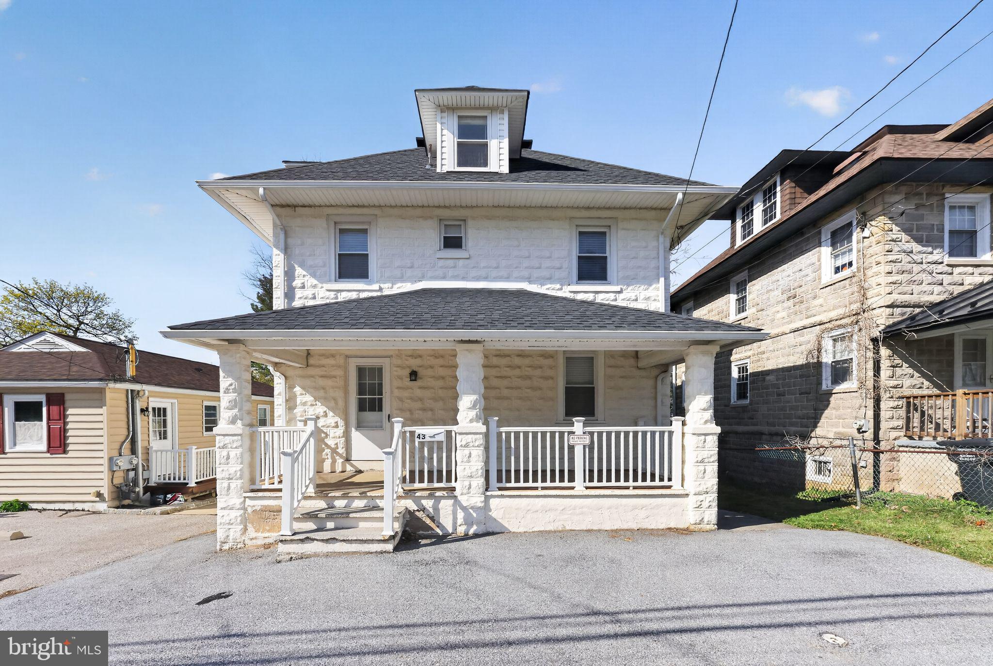 PAOLI GARDENS - Residential