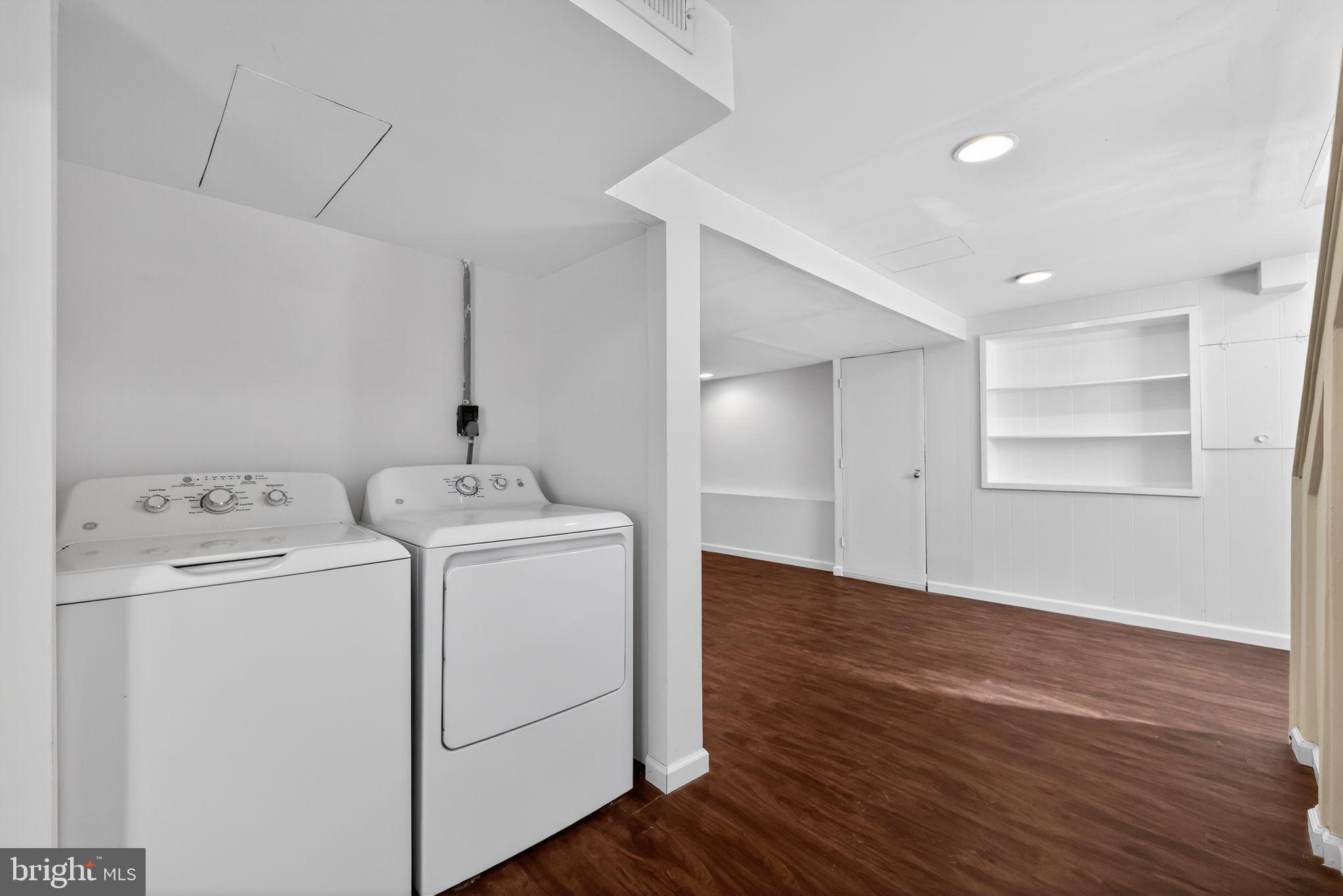 PAOLI GARDENS - Residential