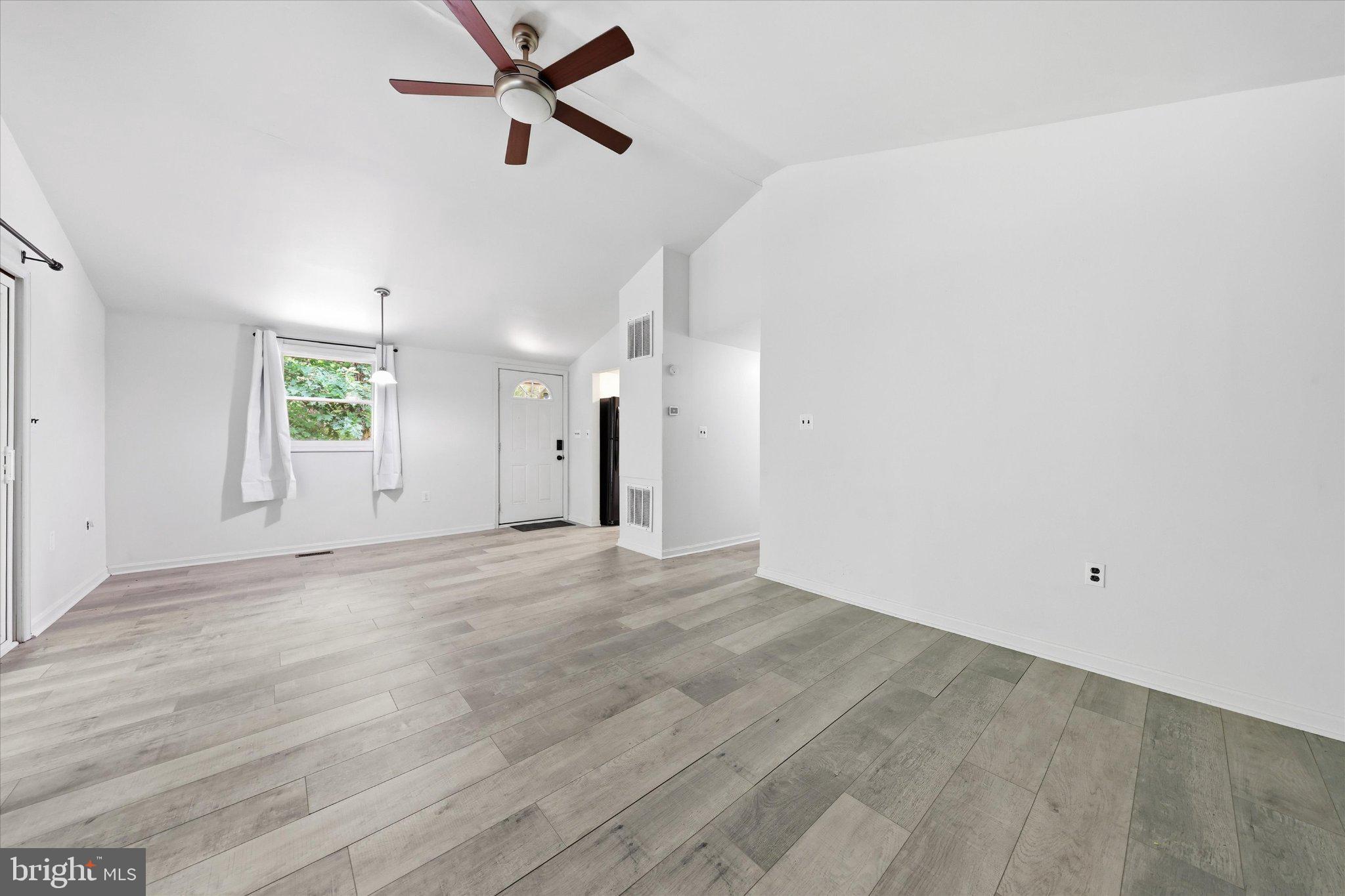 371 OAK HILL ROAD
