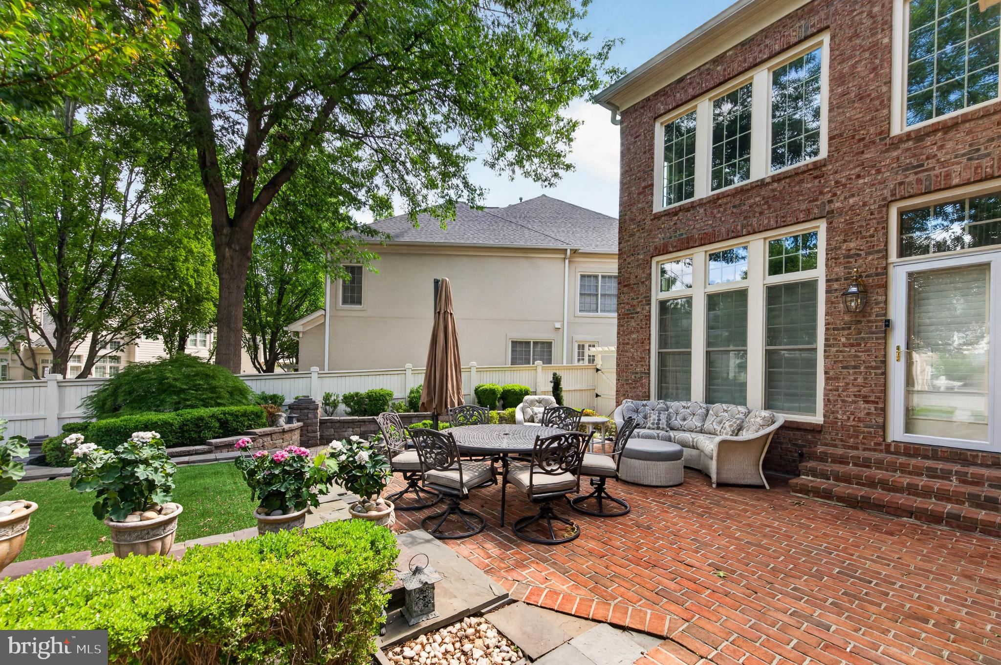 3860 FARRCROFT DRIVE