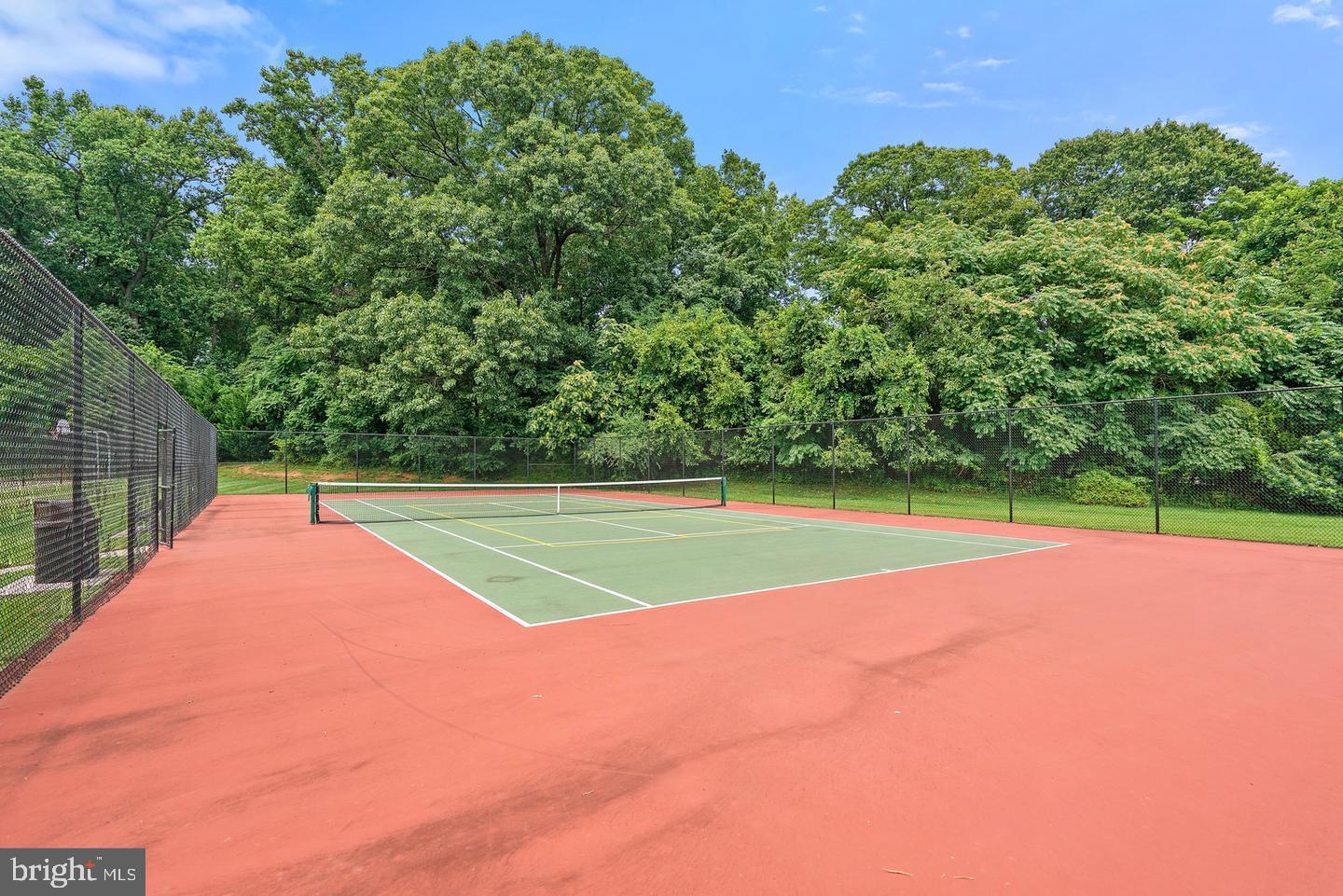 BROOKSIDE - Residential