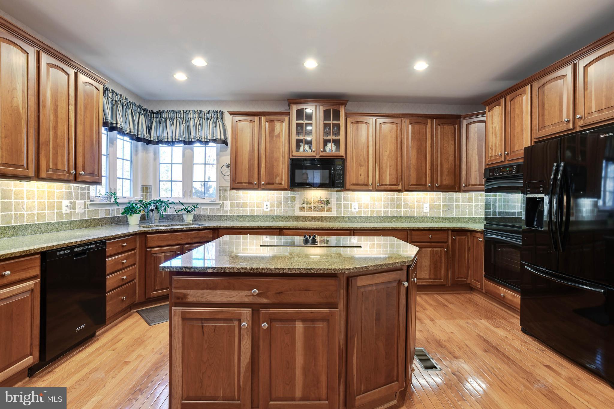 BROOKSIDE - Residential