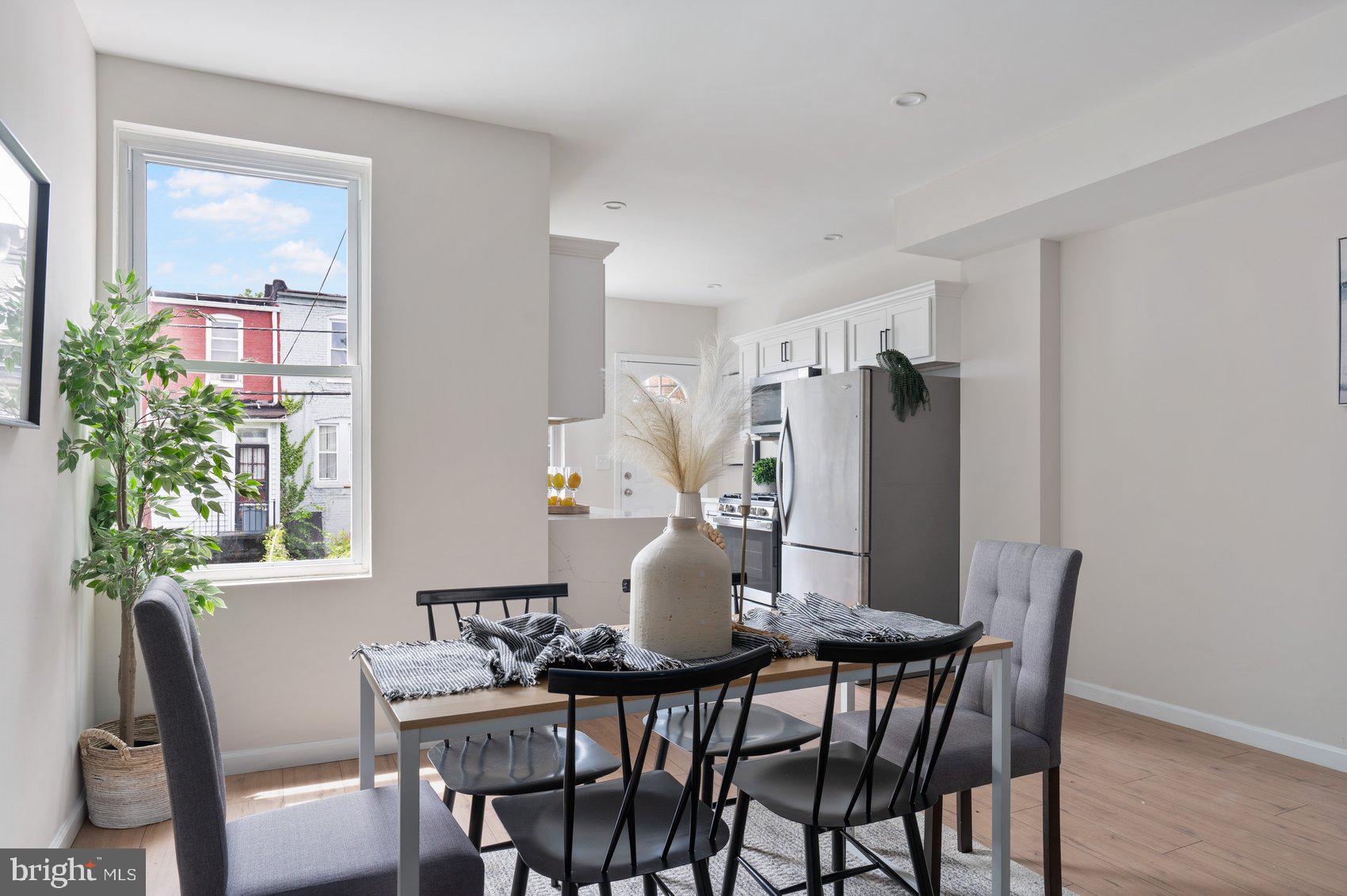 CARROLL-SOUTH HILTON - Residential