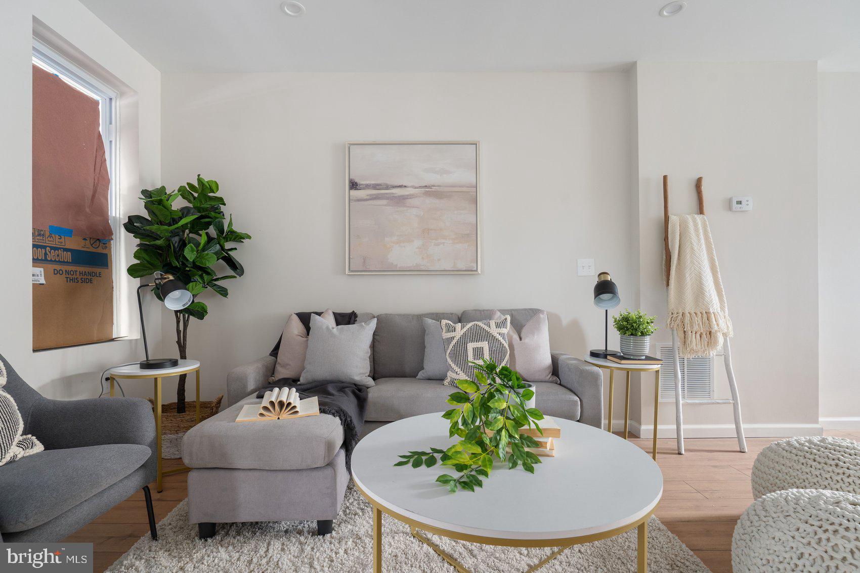 CARROLL-SOUTH HILTON - Residential