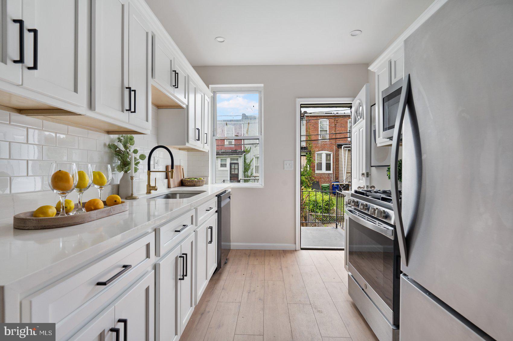 CARROLL-SOUTH HILTON - Residential