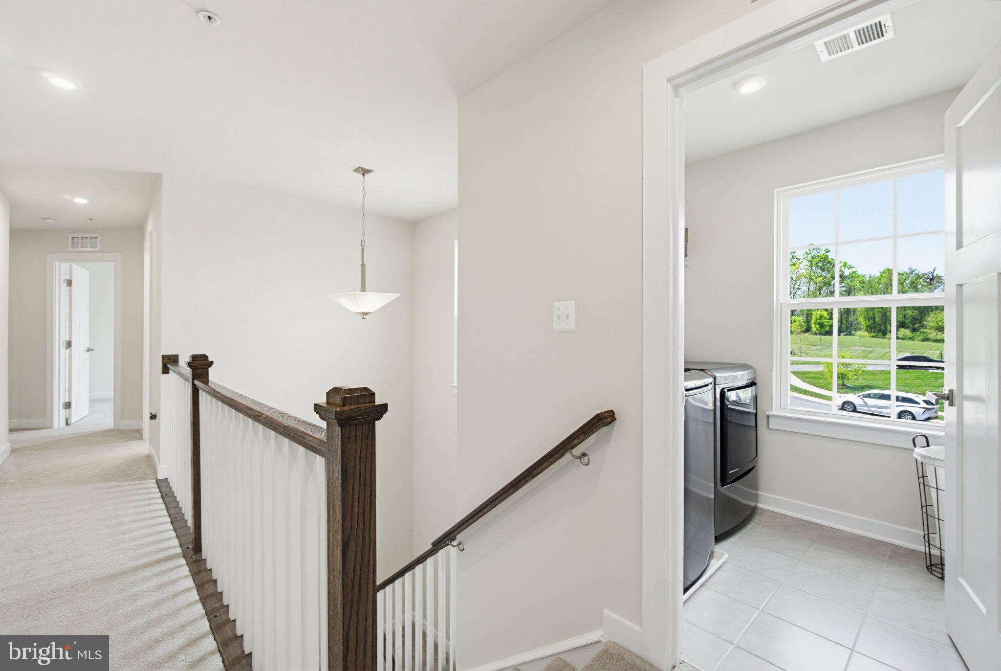 RUSTIC RISING - Residential