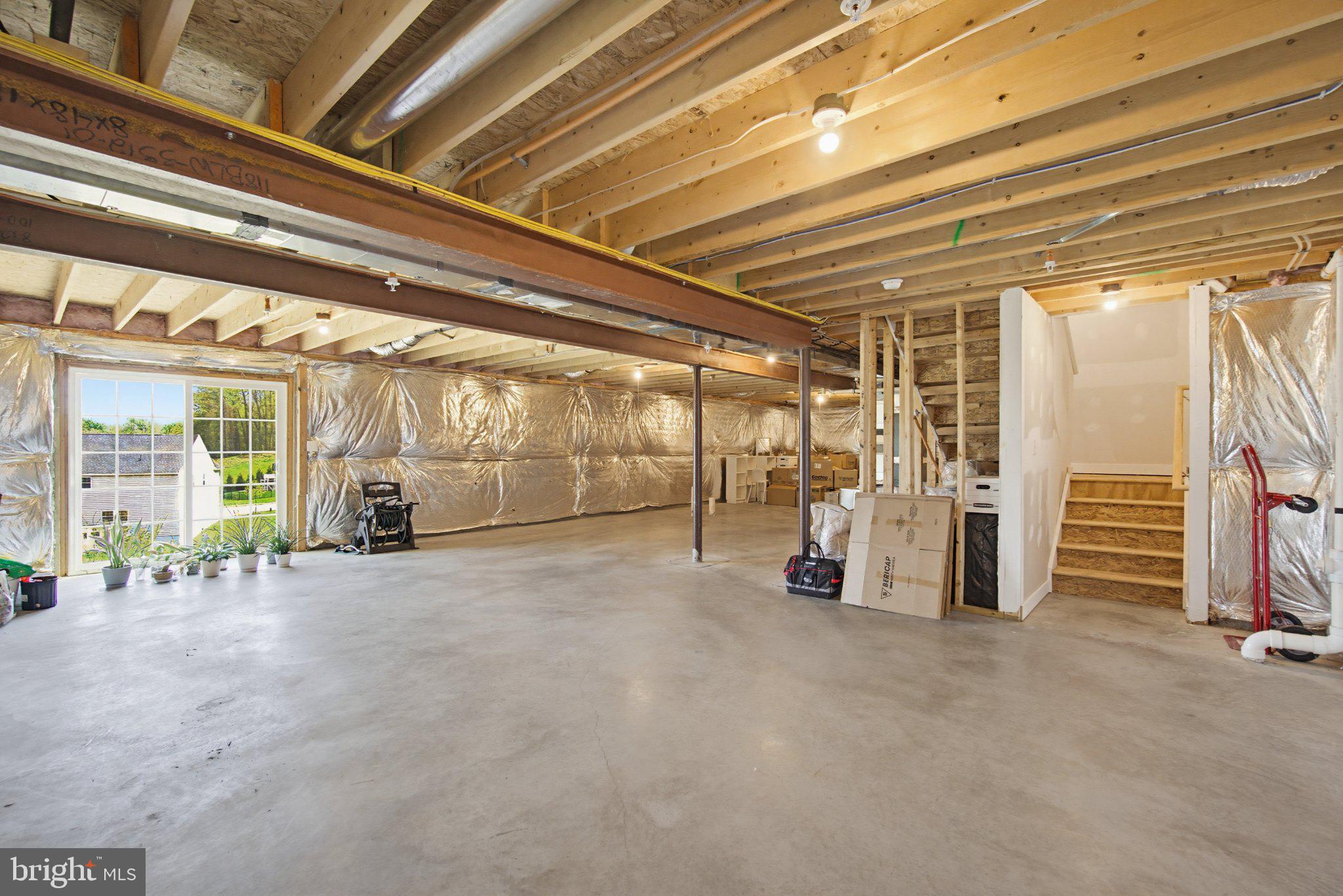 RUSTIC RISING - Residential