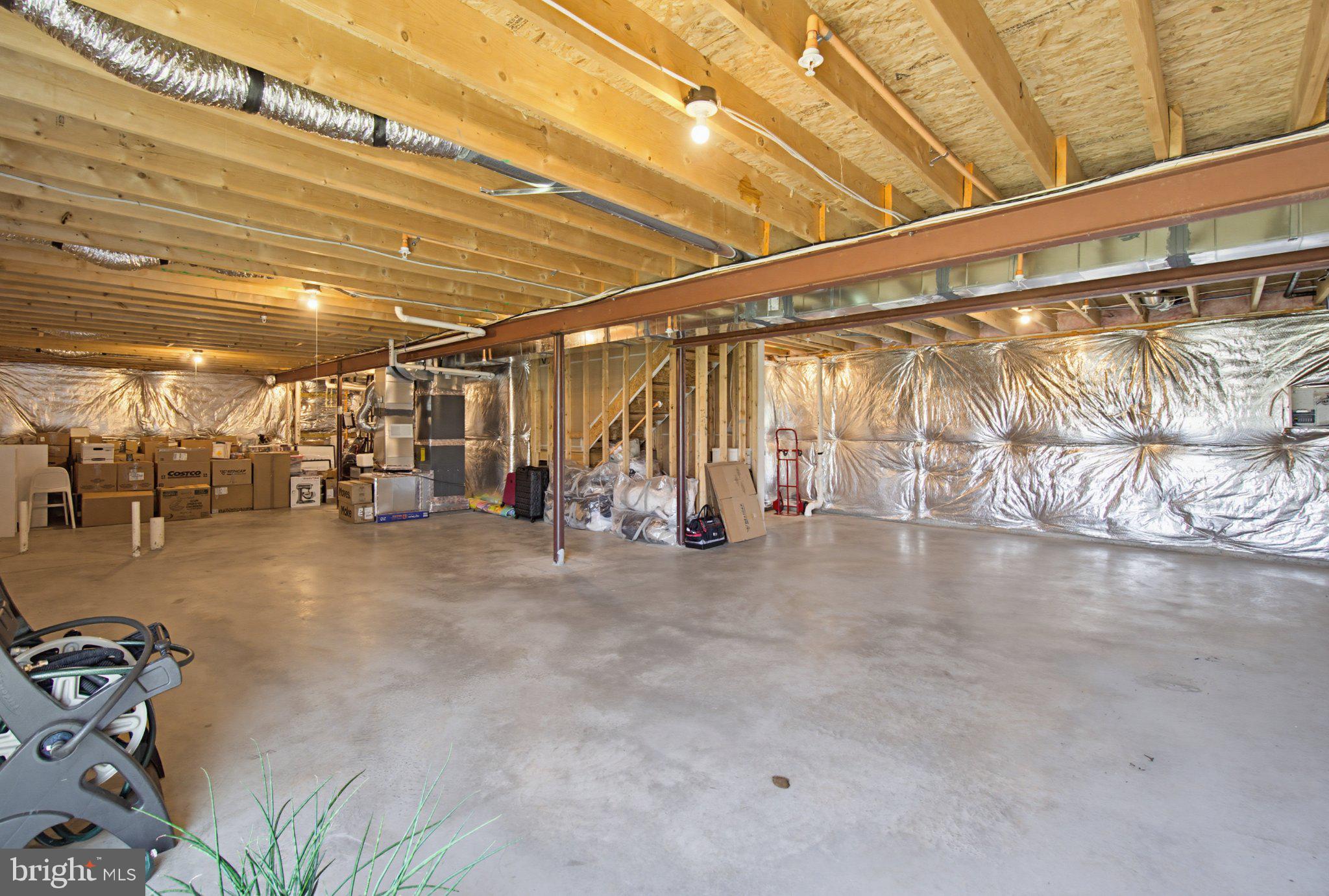 RUSTIC RISING - Residential