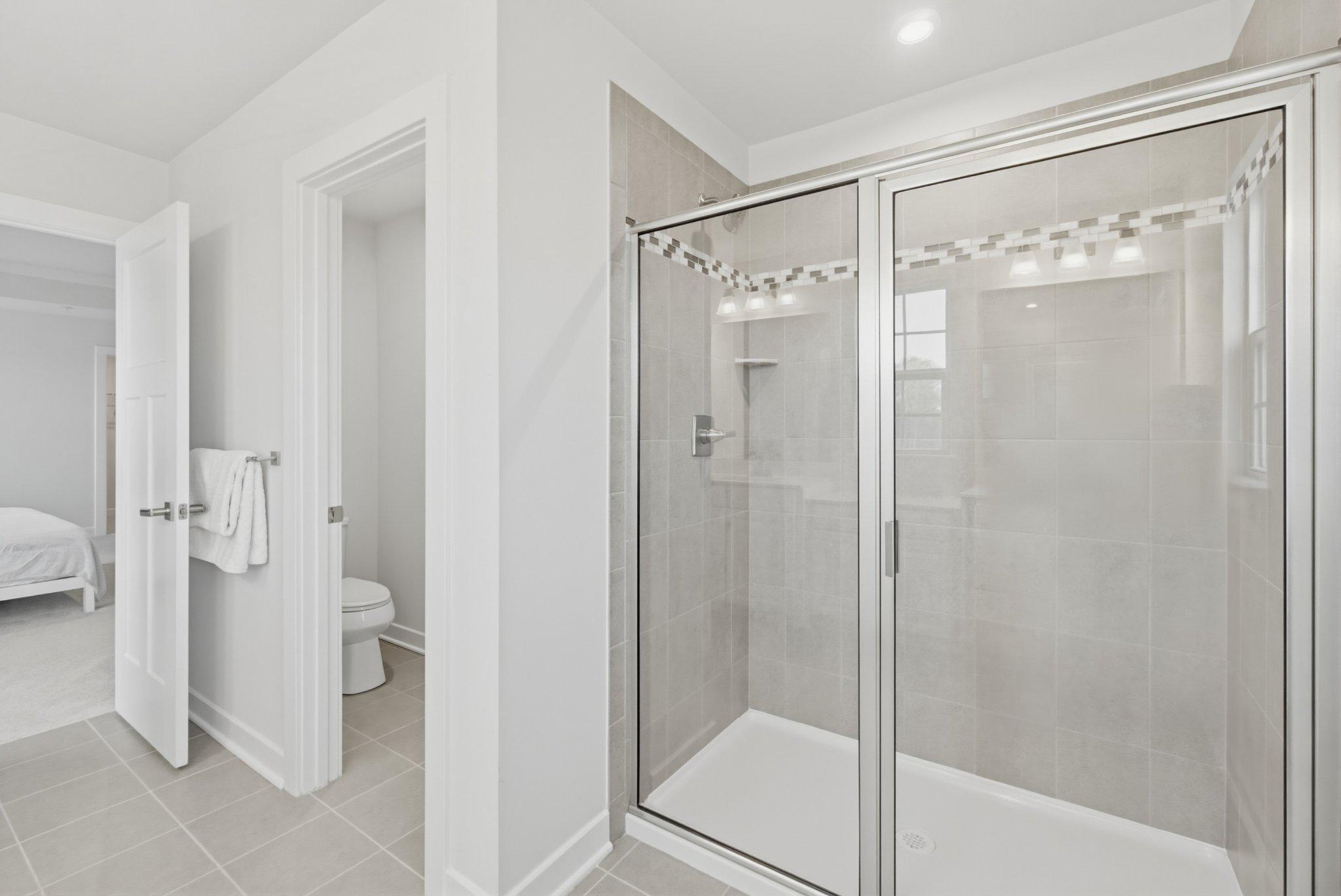 RUSTIC RISING - Residential