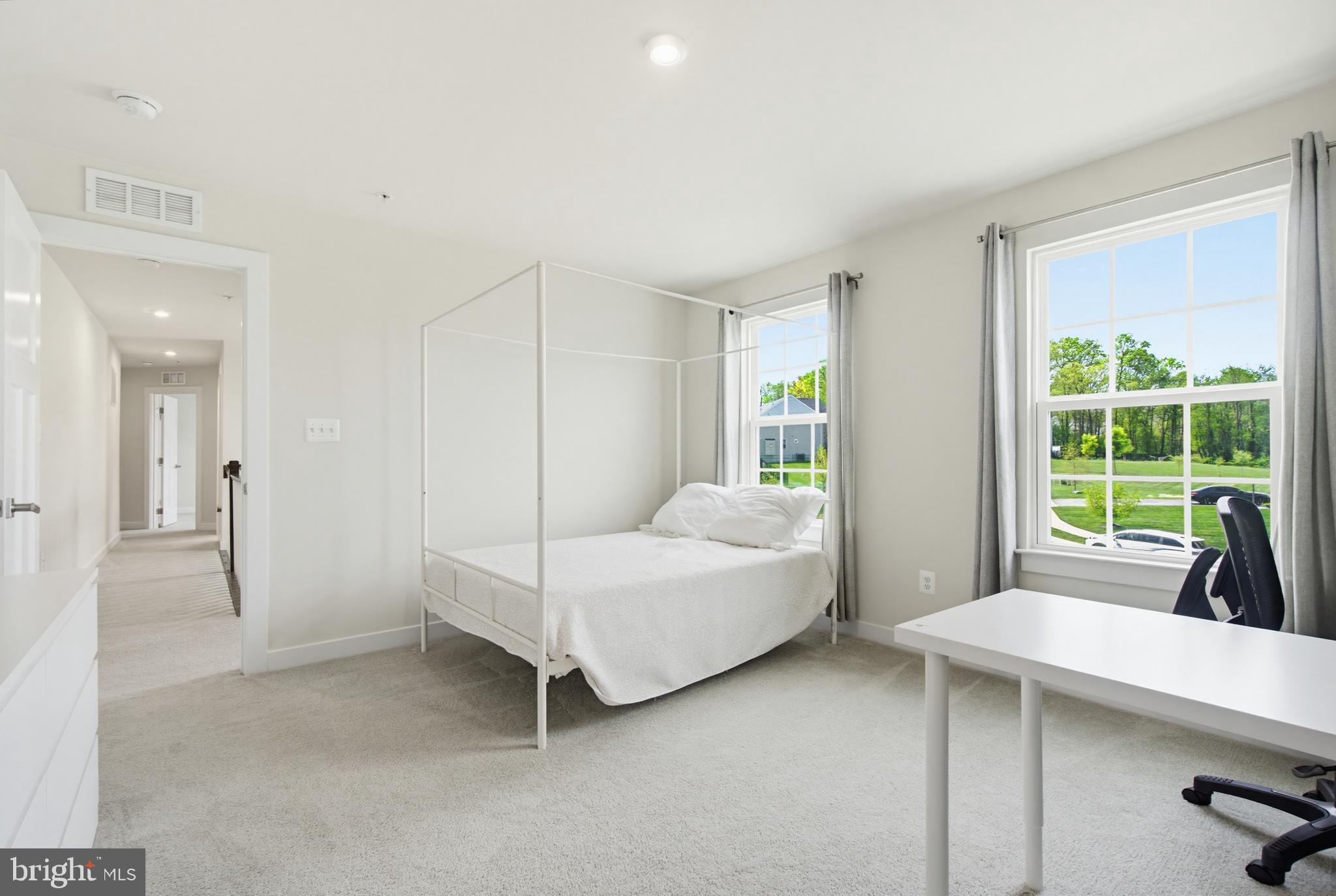 RUSTIC RISING - Residential