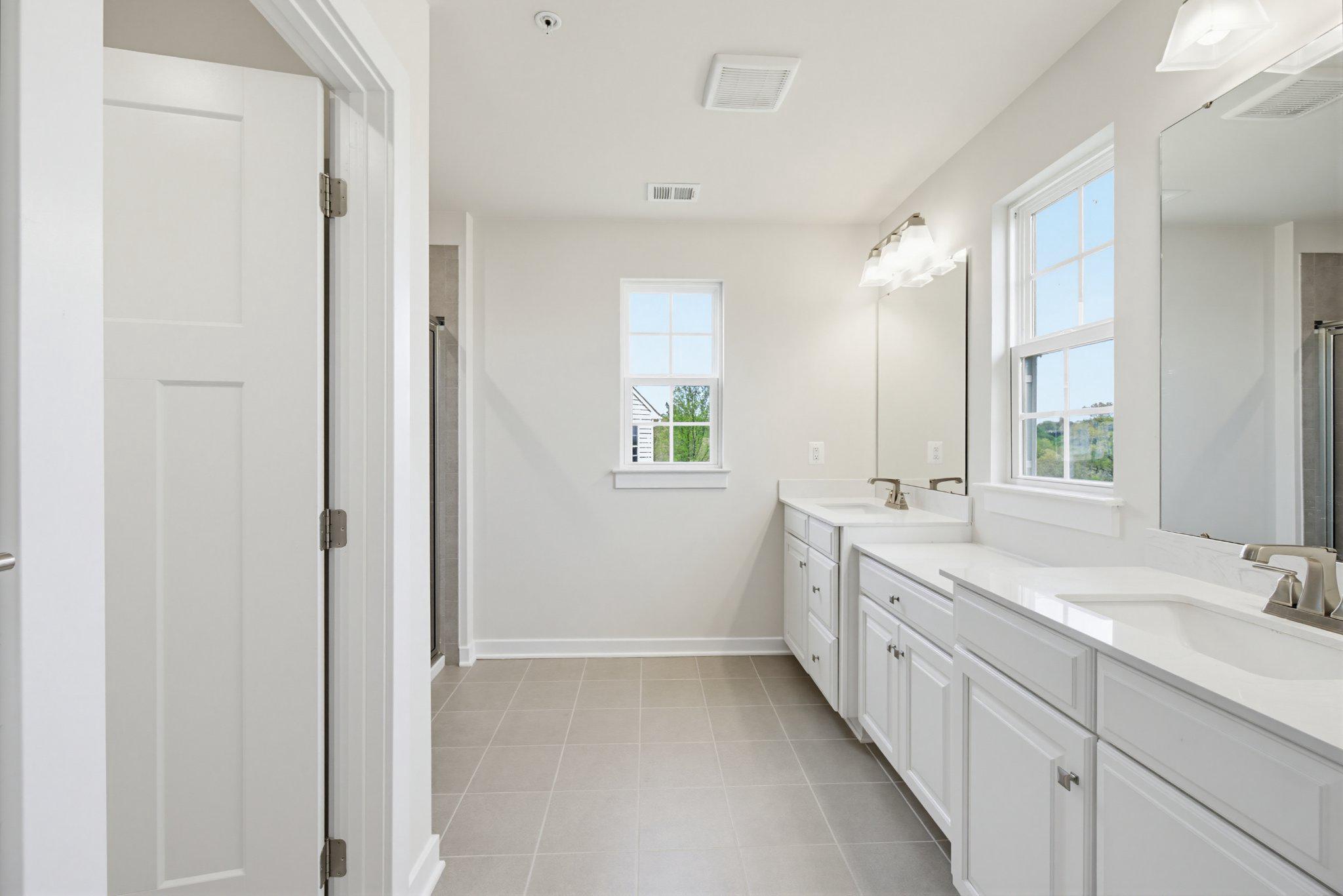 RUSTIC RISING - Residential