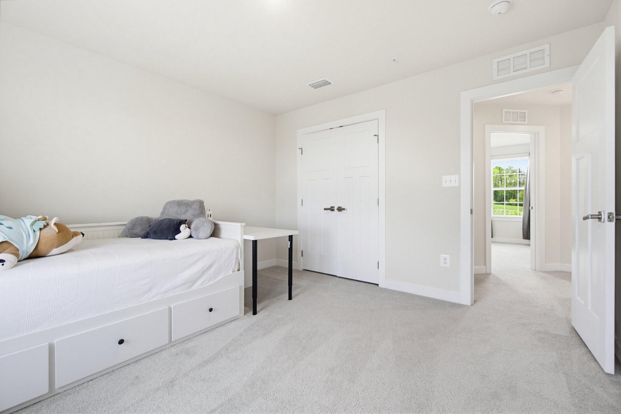 RUSTIC RISING - Residential