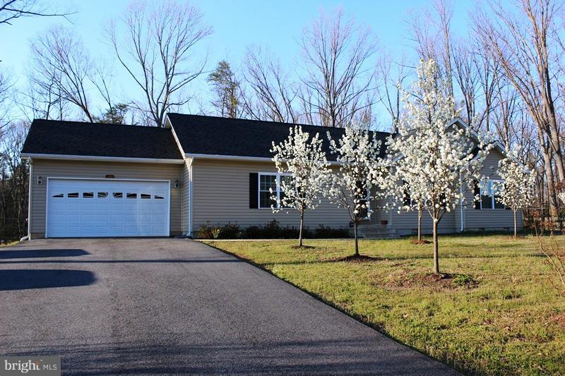 CASTLE CREEK - Residential