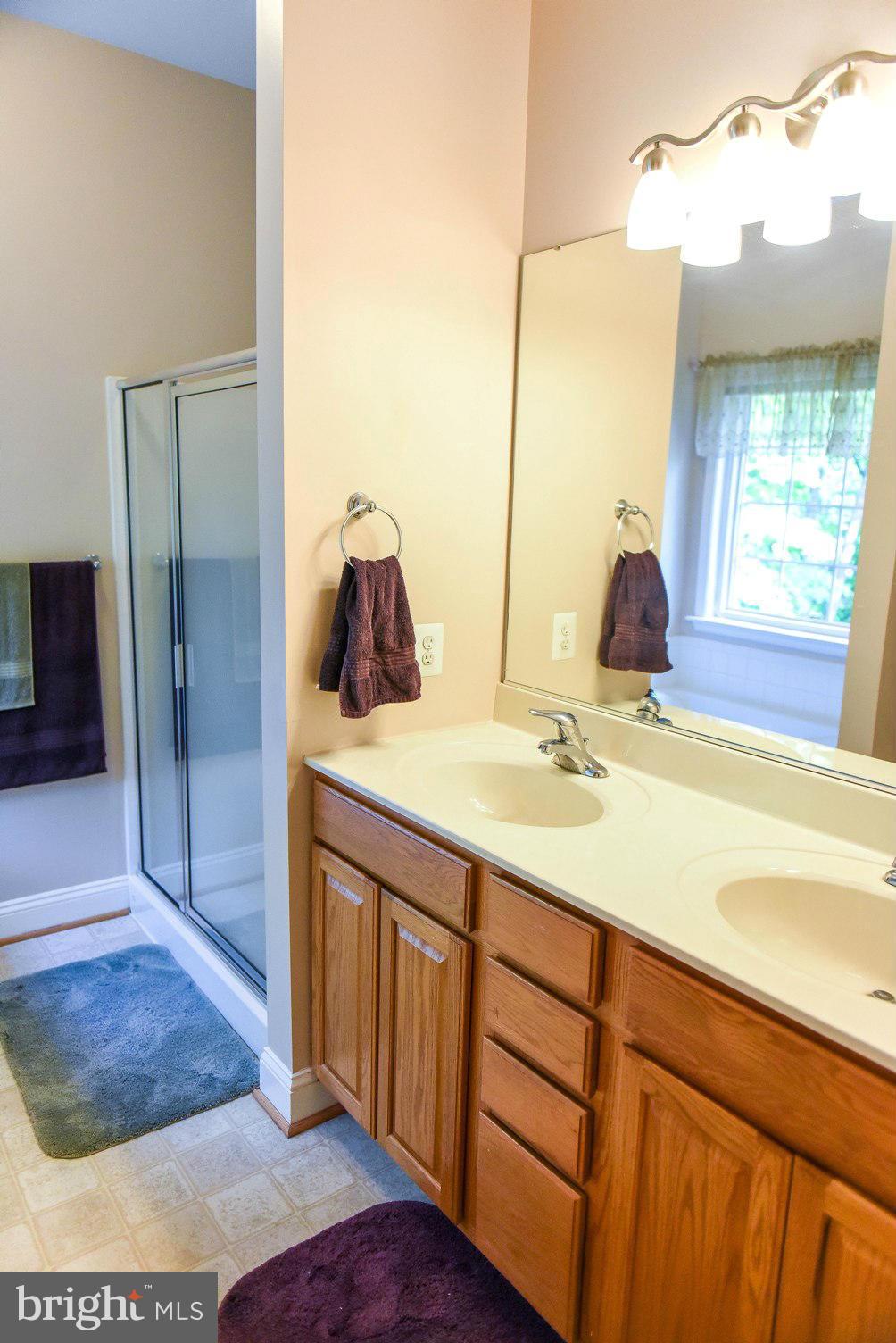 CASTLE CREEK - Residential