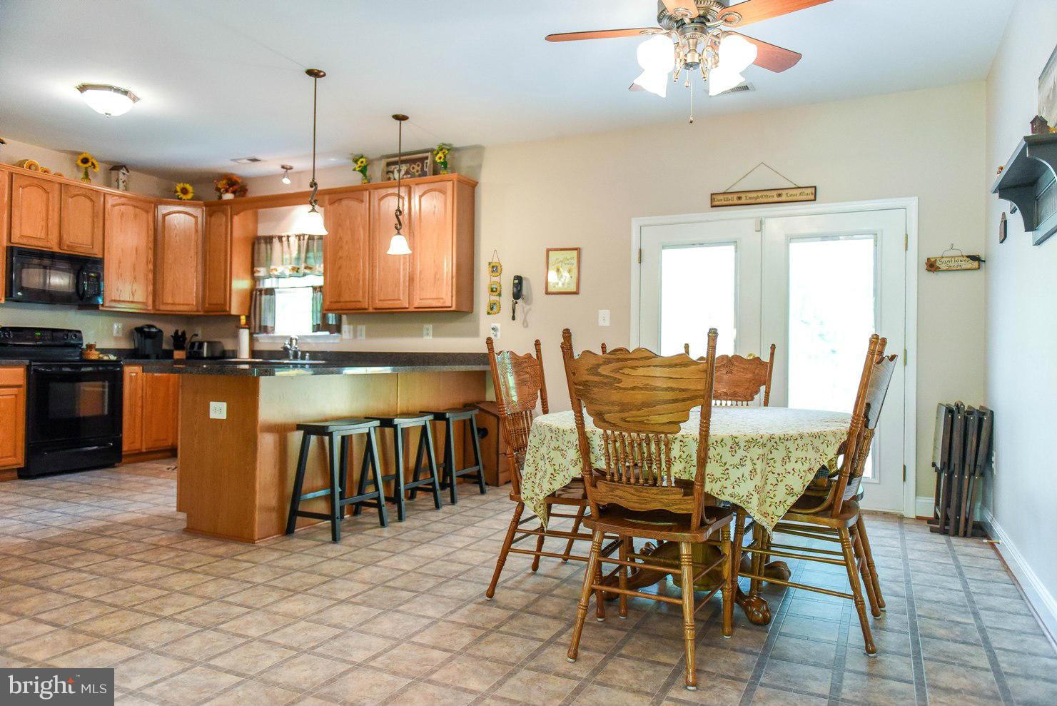 CASTLE CREEK - Residential