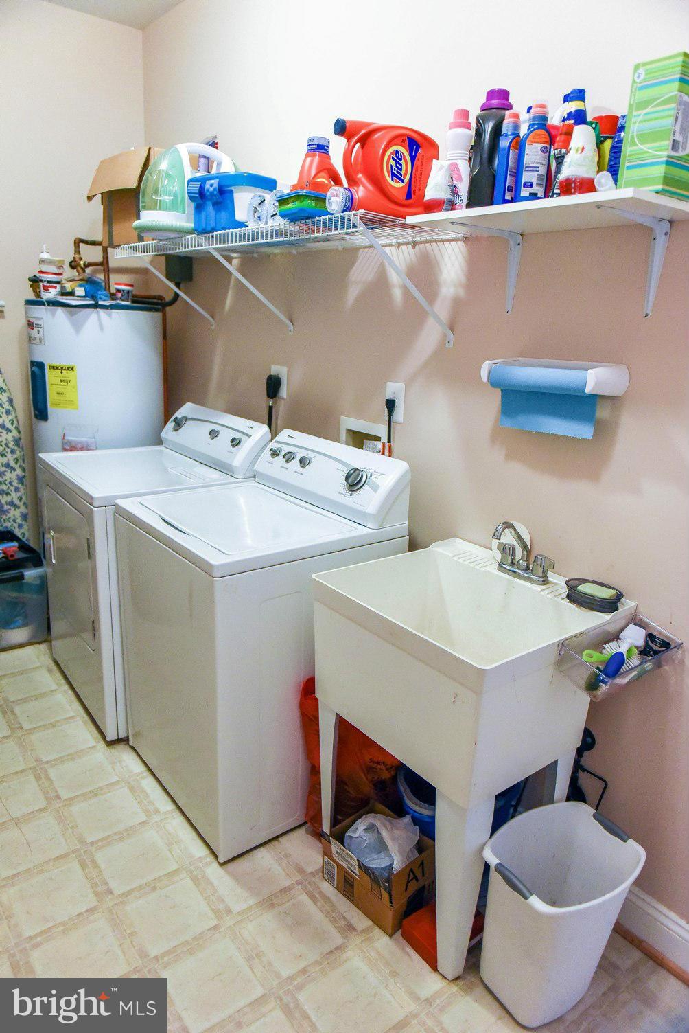 CASTLE CREEK - Residential