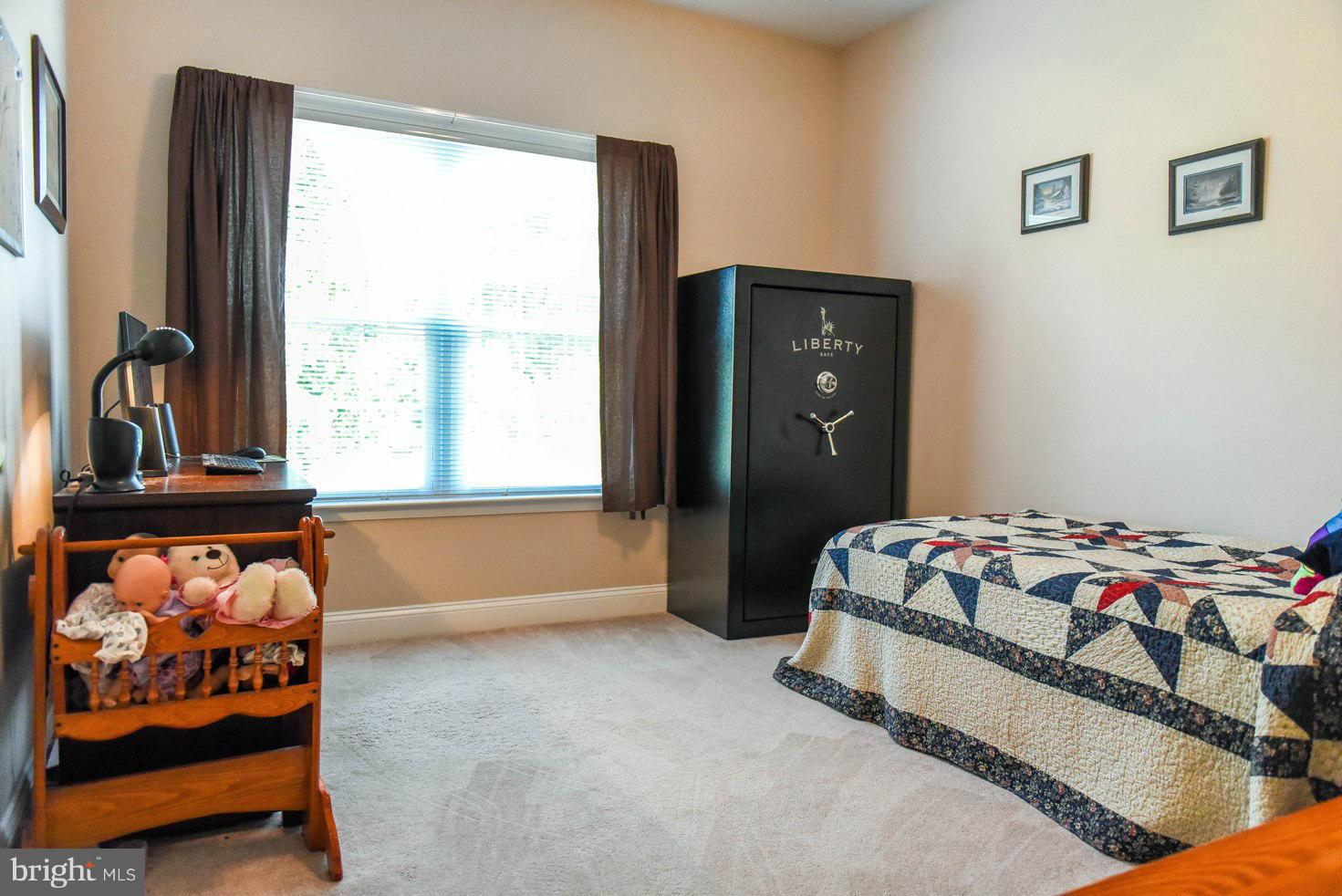 CASTLE CREEK - Residential