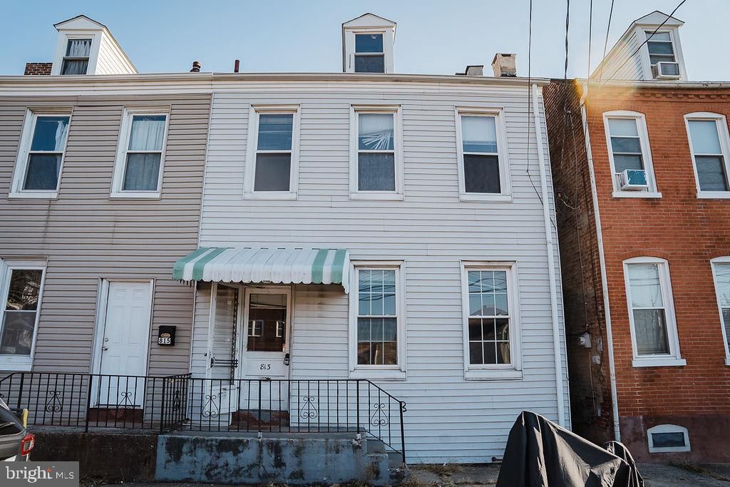 Photo of 813 N Queen Street, Lancaster, PA 17603 (MLS # PALA2045042)