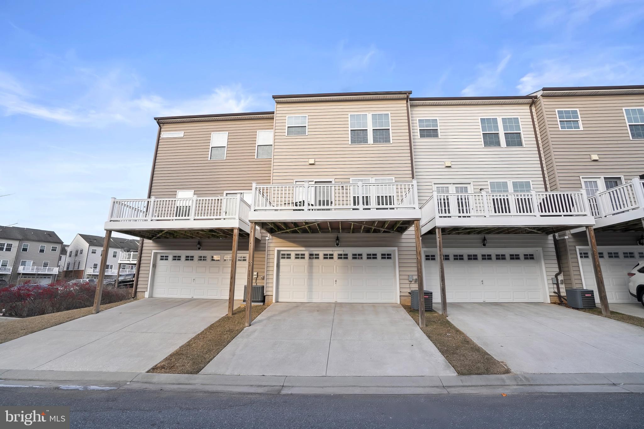 BALLARD GREEN - Residential