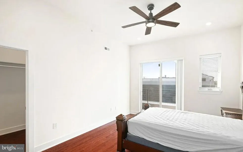 Philadelphia, Pennsylvania 19123, United States, 2 Bedrooms Bedrooms, ,3 BathroomsBathrooms,Residential,Active,25055