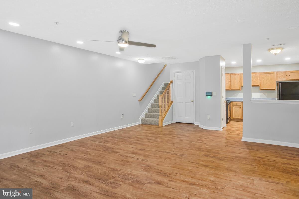 ASBURY WOODS - Residential