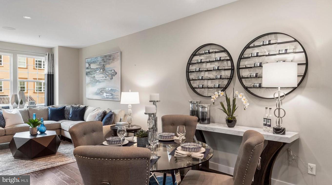 WATERSIDE - Residential Lease