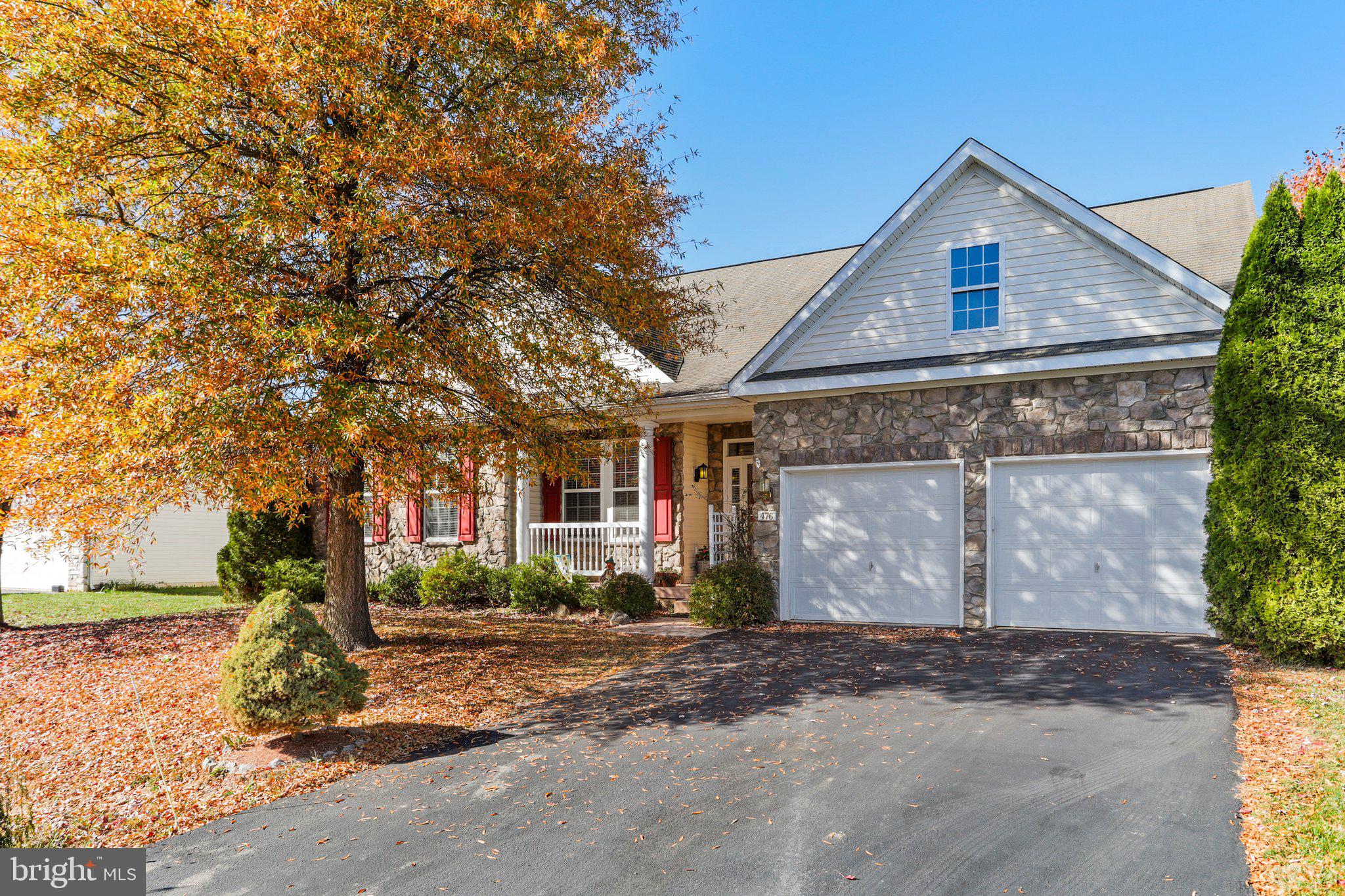 BENTWOOD ESTATES - Residential