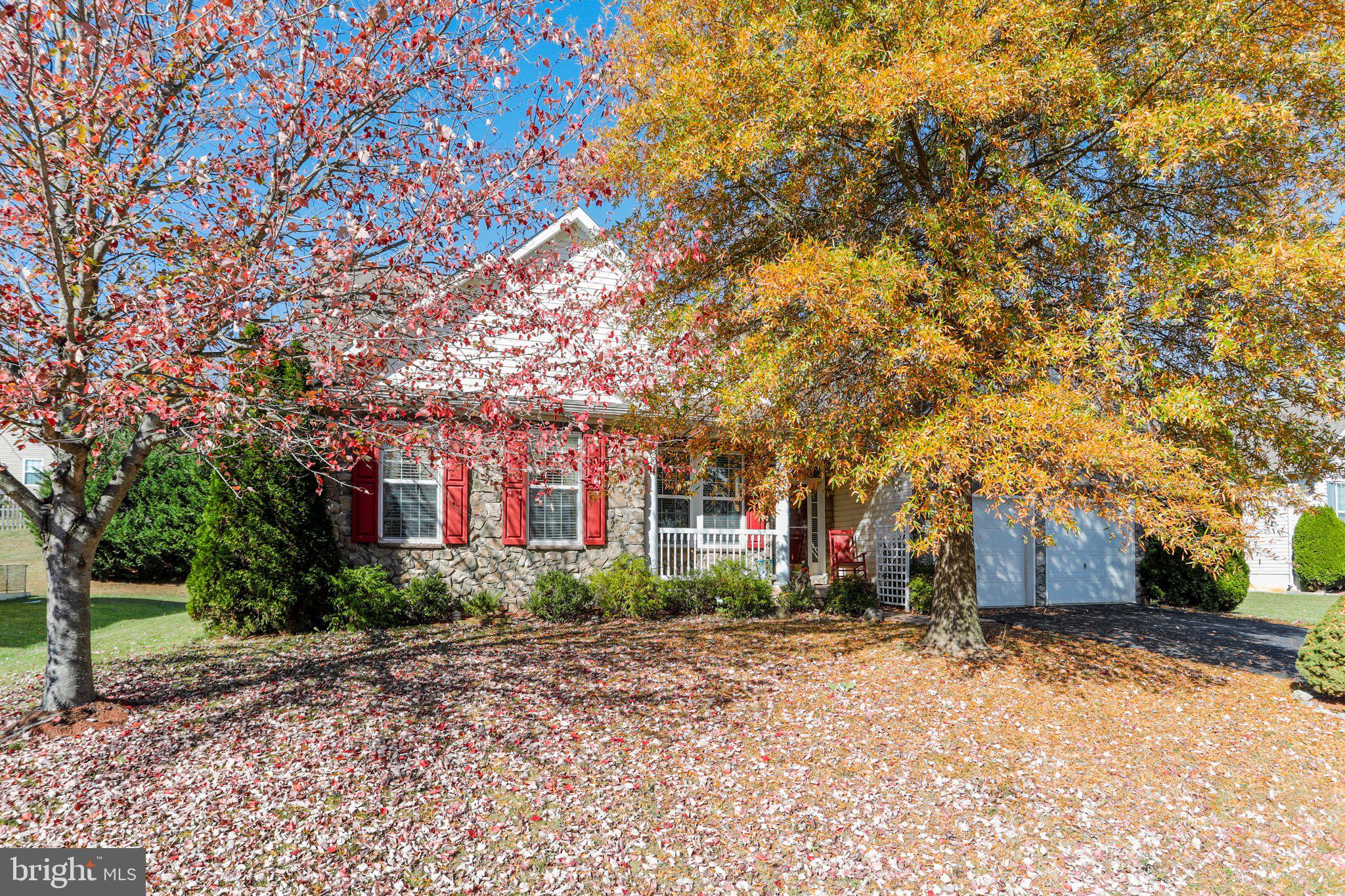 BENTWOOD ESTATES - Residential