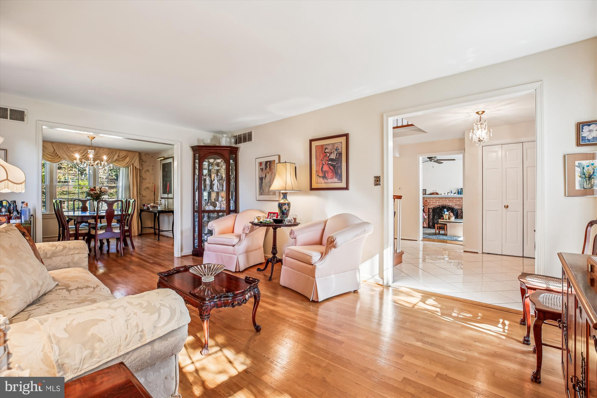 MONTROSE WOODS - Residential